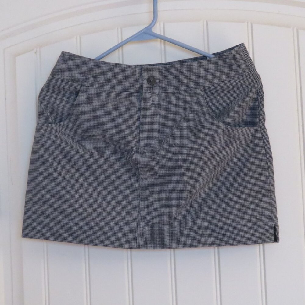 nwot Avia Black/White Check SKORT XS (K569)
